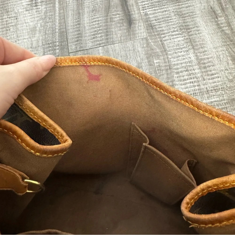 Louis Vuitton 2005 Batignolles Vertical Pm Brown Monogram Bag w/ Strap